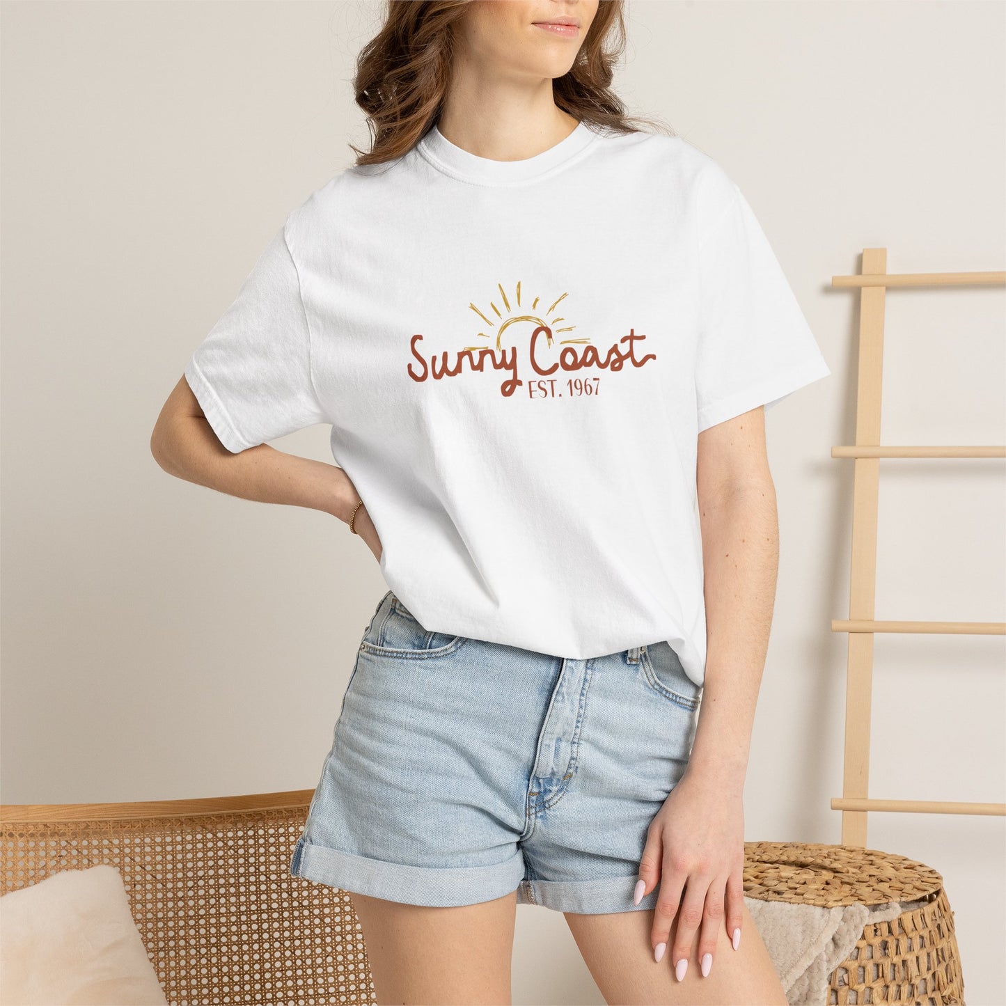 Sunshine Coast Queensland Souvenir T Shirt - C1717 Hand Drawn Design
